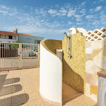 Mimosa House * Calasetta